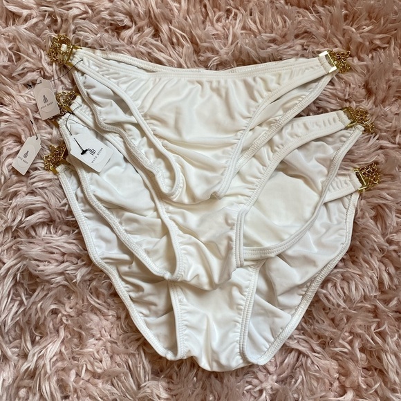White and gold bikini bottom scrunch butt large new NWT - Picture 9 of 10